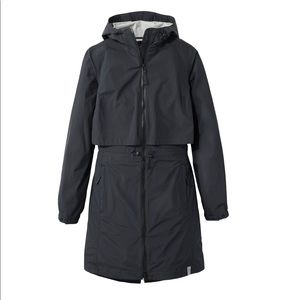 L.L. Bean Women’s Meridian Rain Coat Large Black NIB